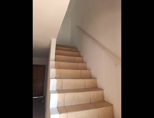 2 BEDROOM PROPERTY TO RENT IN NEWLANDS WEST